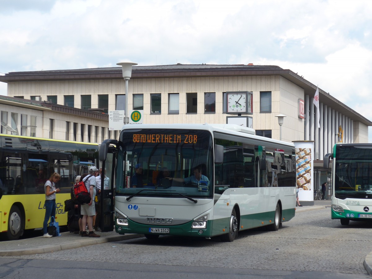 (162'730) - OVF N�rnberg - N-WA 1512 - Iveco am 27. Juni 2015 beim Bahnhof W�rzburg