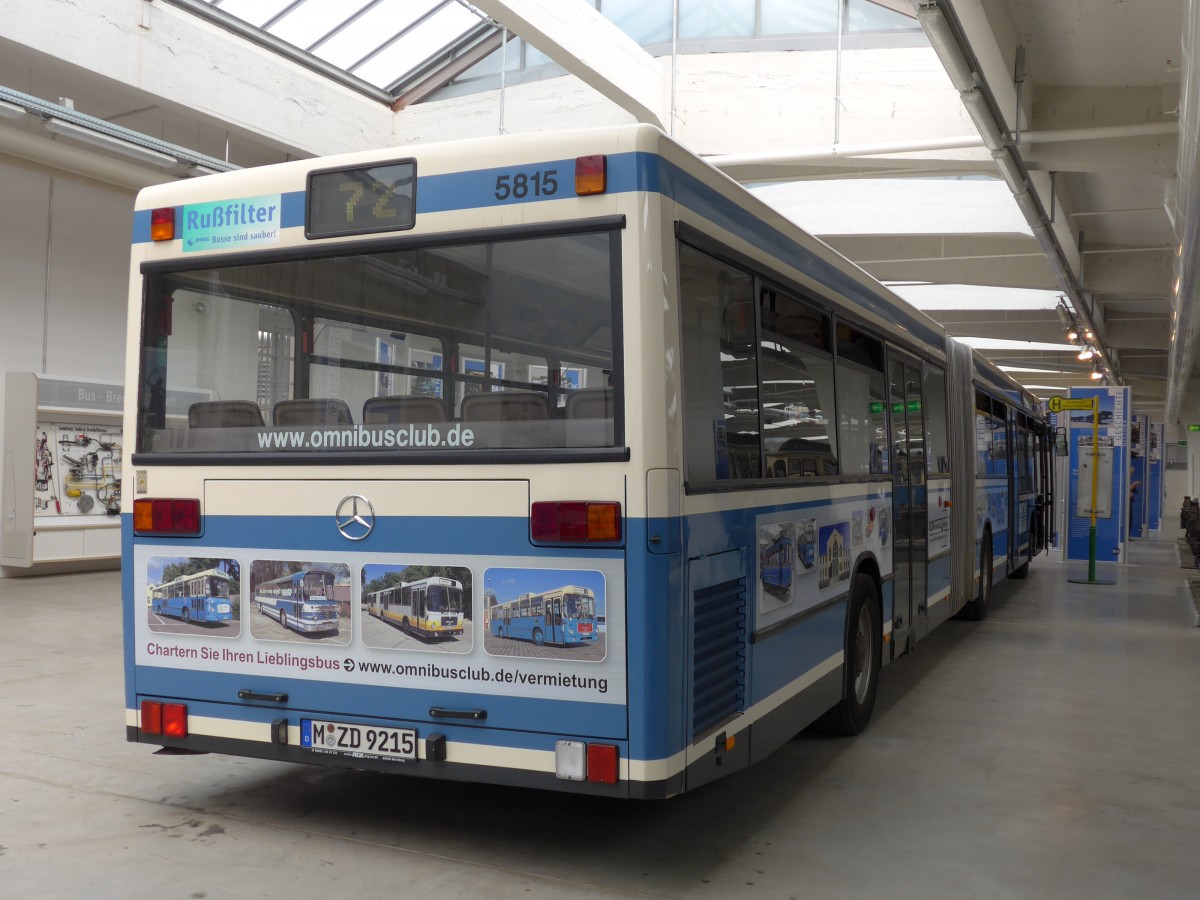 (162'811) - MVG M�nchen (OCM) - Nr. 5815/M-ZD 9215 - Mercedes am 28. Juni 2015 in M�nchen, MVG-Museum