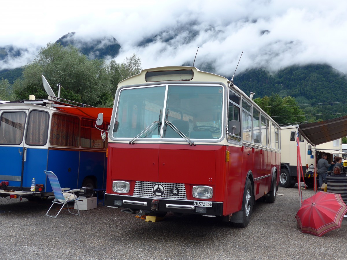 (163'560) - Aus der Schweiz: Niederer F., Langwiesen - ZH 572'304 - Saurer/T�scher (ex Sol�r+Fontana, Ilanz) am 16. August 2015 in Schaan, Wohnbustreffen 