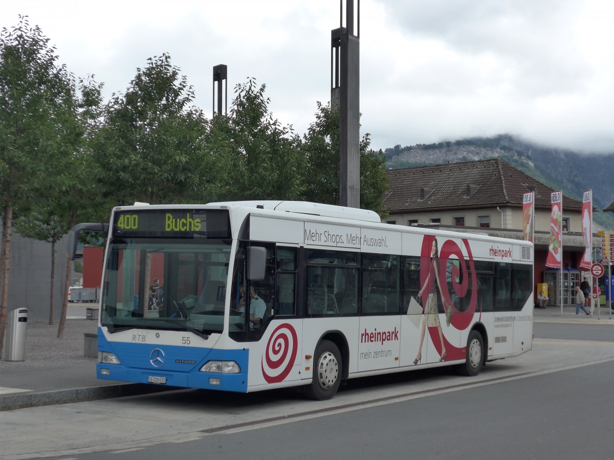 (163'595) - RTB Altst�tten - Nr. 55/SG 220'035 - Mercedes am 16. August 2015 beim Bahnhof Sargans