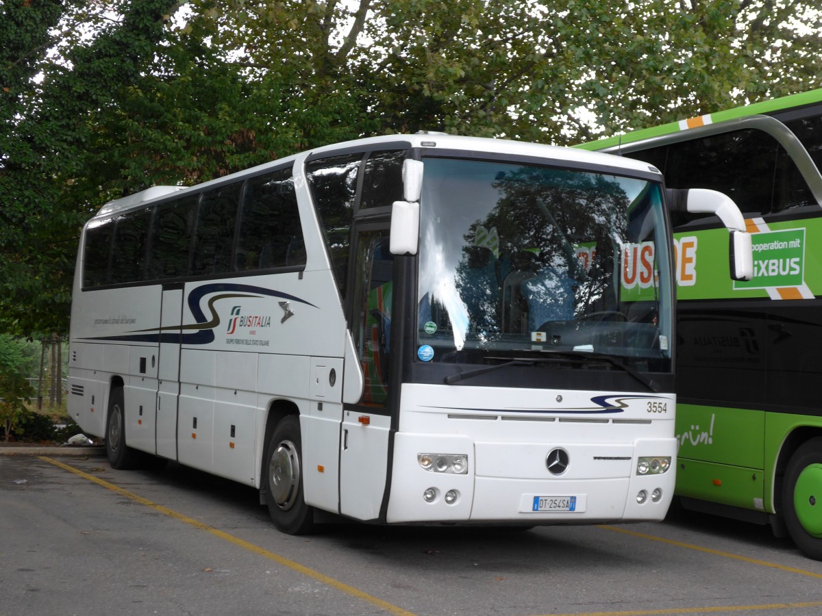 (163'605) - Aus Italien: FSBusitalia Nord - Nr. 3554/DT-254 SA - Mercedes am 16. August 2015 in Z�rich, Sihlquai