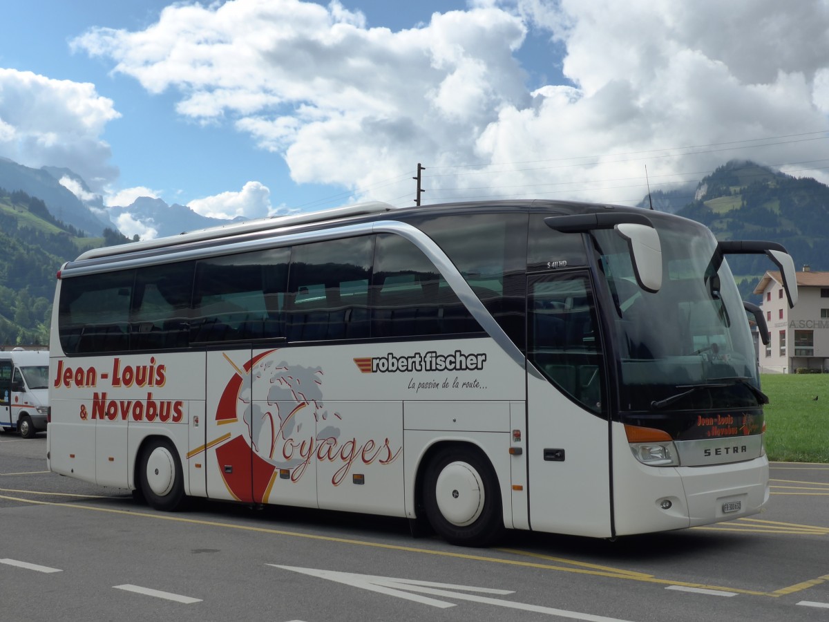 (164'415) - Chardonnens, F�tigny - FR 300'632 - Setra am 6. September 2015 in Frutigen, Tropenhaus