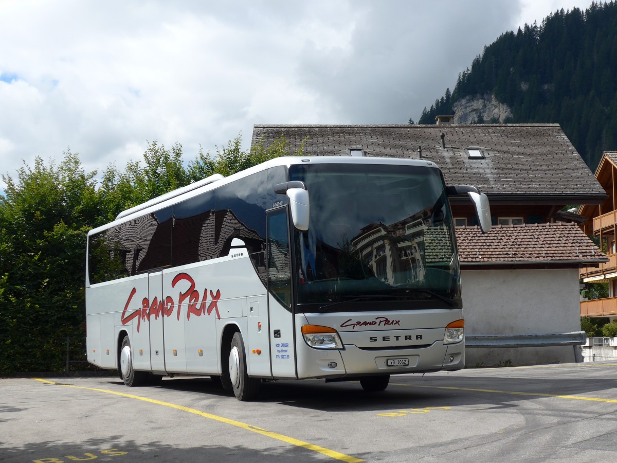 (164'429) - Gander, Ch�teau-d'Oex - VD 1012 - Setra am 6. September 2015 in Adelboden, Landstrasse