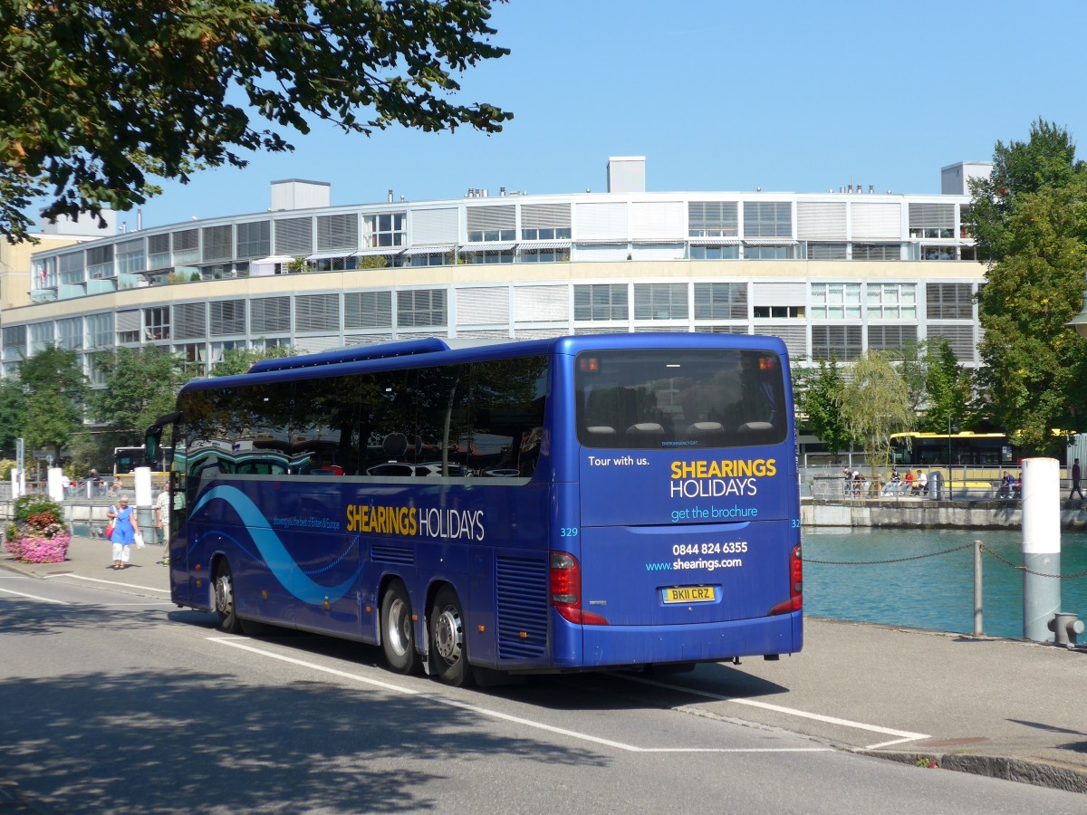 (164'543) - Aus England: Shearings, Wigan - Nr. 329/BK11 CRZ - Setra am 9. September 2015 bei der Schiffl�ndte Thun