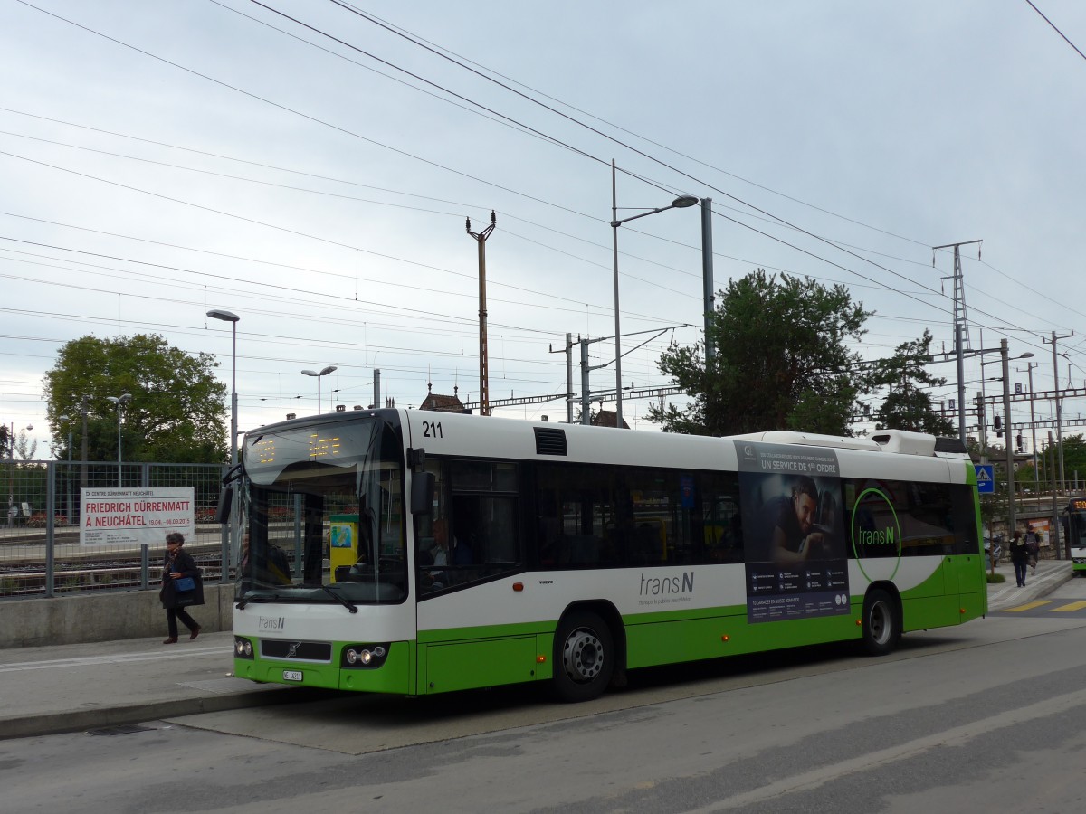 (164'762) - transN, La Chaux-de-Fonds - Nr. 211/NE 46'211 - Volvo (ex TN Neuch�tel Nr. 211) am 15. September 2015 beim Bahnhof Neuch�tel