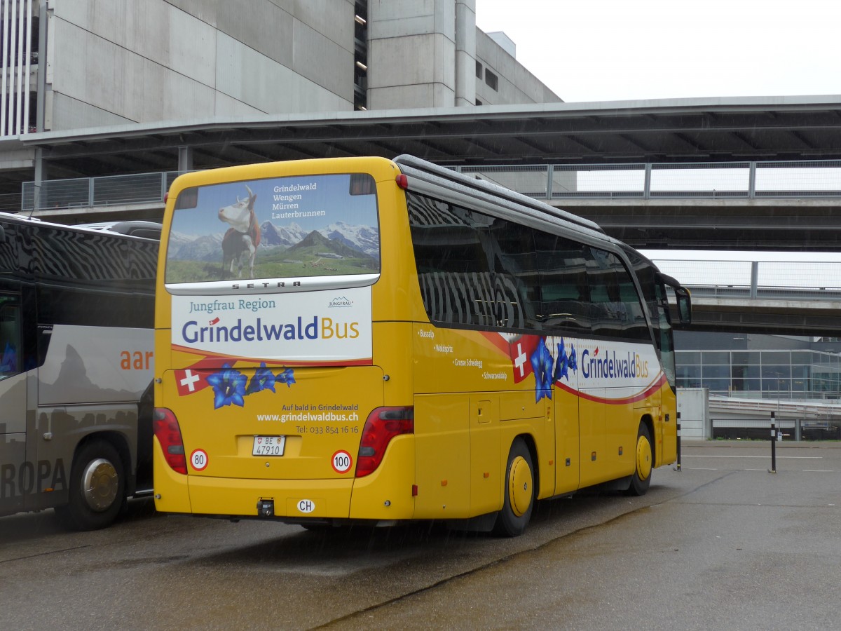(165'005) - AVG Grindelwald - Nr. 29/BE 47'910 - Setra am 17. September 2015 in Z�rich, Flughafen