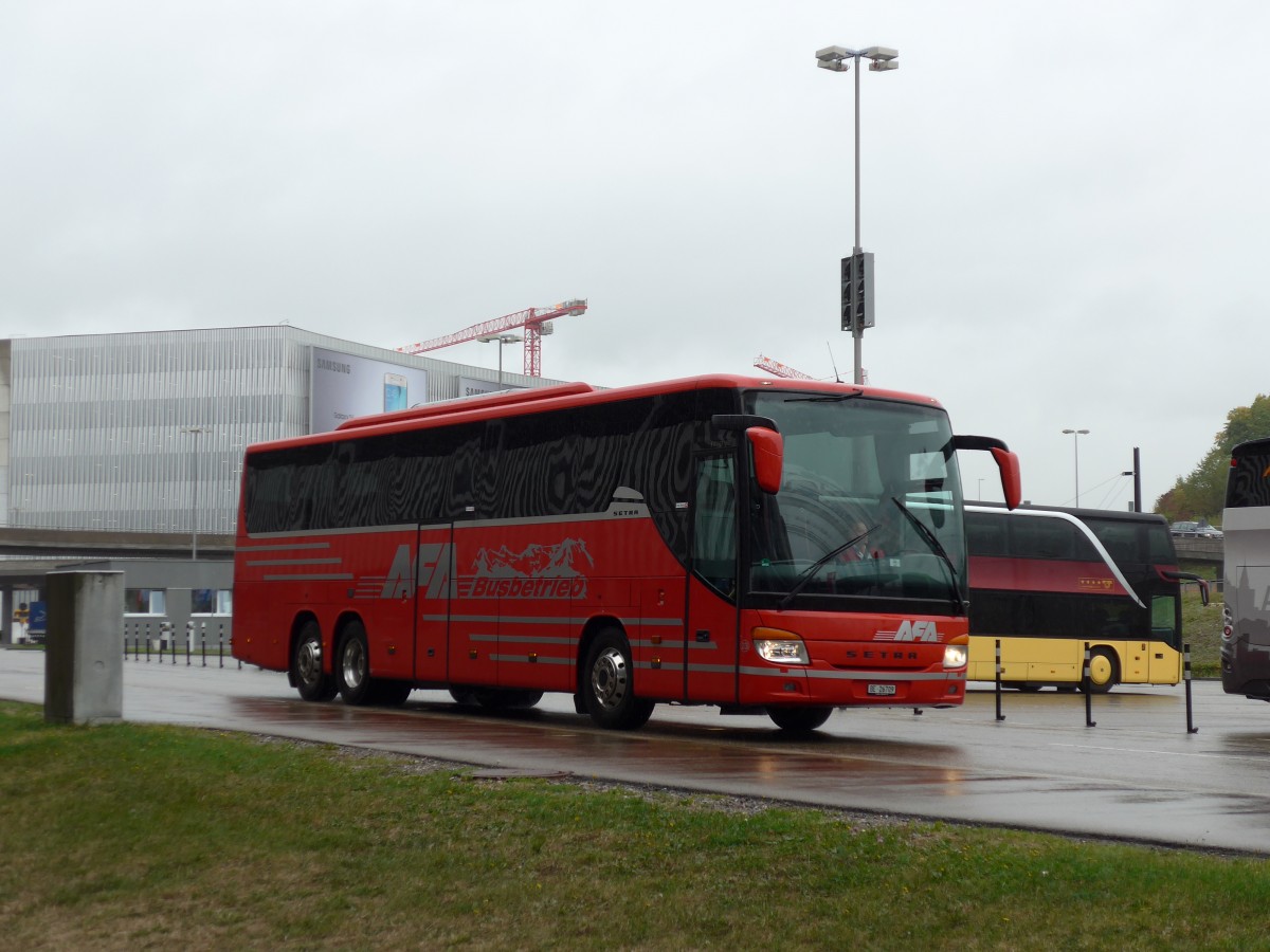(165'013) - AFA Adelboden - Nr. 23/BE 26'709 - Setra (ex Blaguss, A-Wien Nr. 5402) am 17. September 2015 in Z�rich, Flughafen