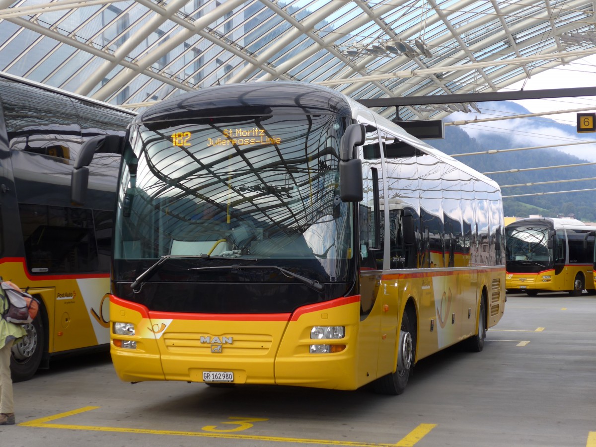 (165'181) - PostAuto Graub�nden - GR 162'980 - MAN am 19. September 2015 in Chur, Postautostation