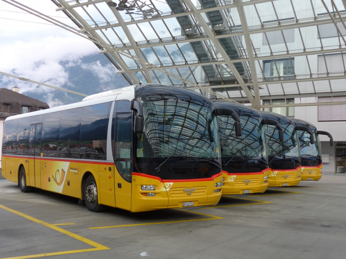 (165'190) - PostAuto Graub�nden - GR 162'973 - MAN am 19. September 2015 in Chur, Postautostation