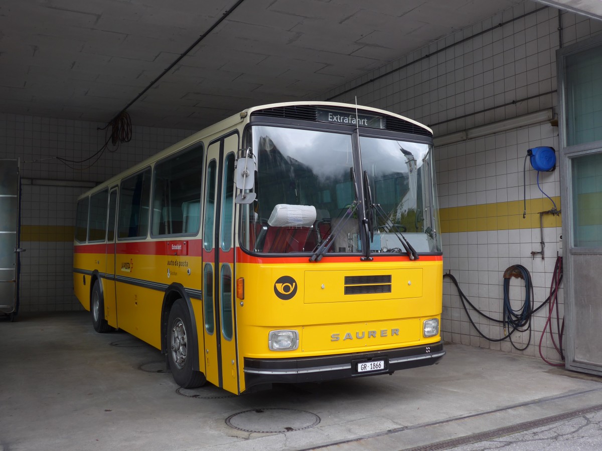 (165'240) - Mark, Andeer - GR 1866 - Saurer/R&J (ex PostAuto Graub�nden; ex P 24'350) am 19. September 2015 in Andeer, Garage