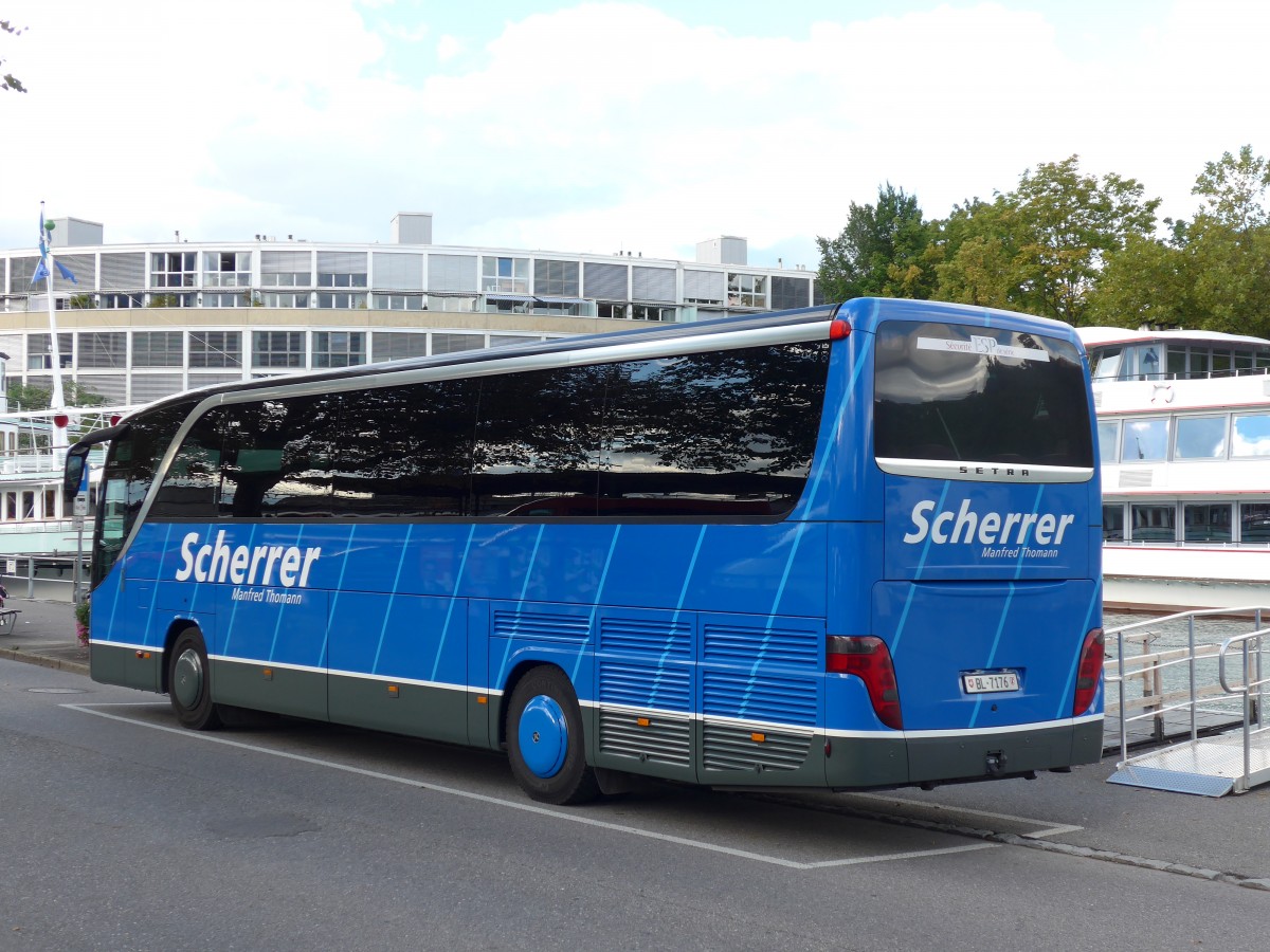 (165'455) - Scherrer, Duggingen - BL 7176 - Setra am 19. September 2015 bei der Schiffl�ndte Thun