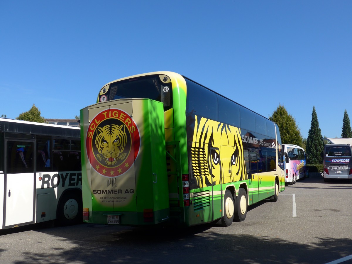 (165'489) - Aus der Schweiz: Sommer, Gr�nen - BE 226'999 - Neoplan am 21. September 2015 in Rust, Europapark