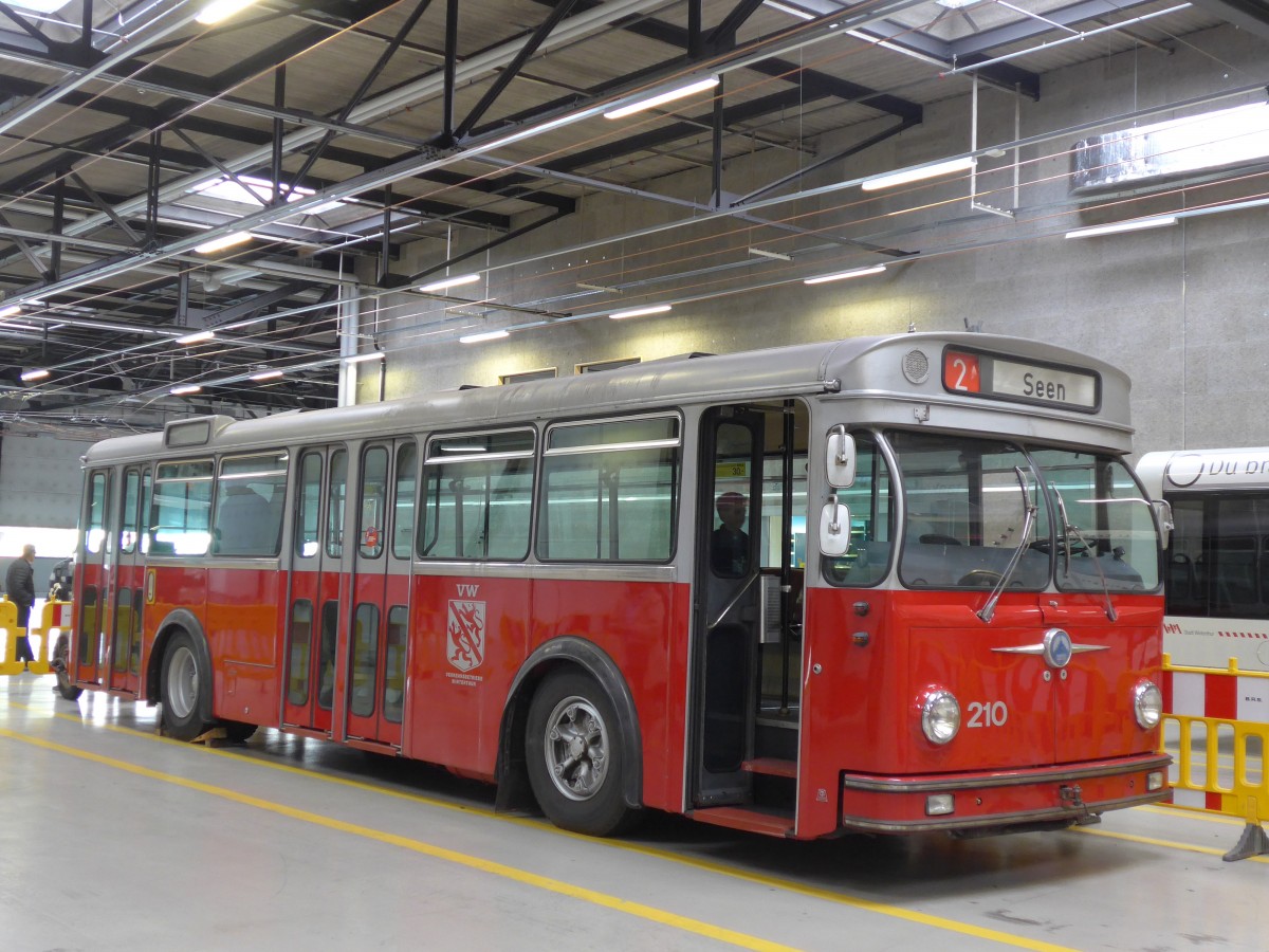 (165'875) - VW Winterthur - Nr. 210 - Saurer/T�scher am 26. September 2015 in Winterthur, Depot Gr�zefeld