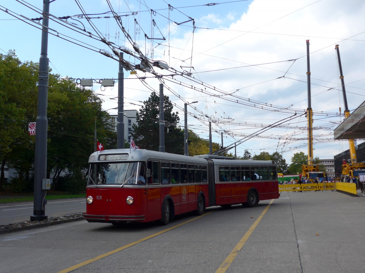 (165'891) - VW Winterthur - Nr. 101 - FBW/SWS Gelenktrolleybus am 26. September 2015 in Winterthur, Depot Gr�zefeld