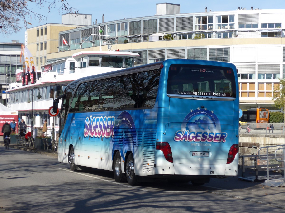 (166'496) - S�gesser, Wintersingen - Nr. 3/BL 7194 - Setra am 30. Oktober 2015 bei der Schiffl�ndte Thun