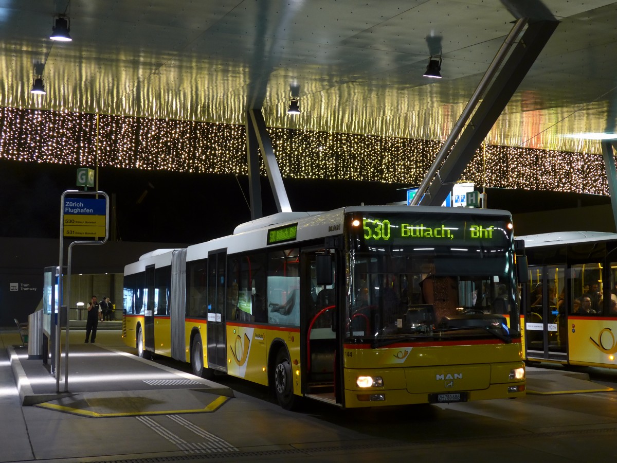 (166'573) - PostAuto Z�rich - Nr. 144/ZH 780'686 - MAN (ex Nr. 21; ex P 26'016) am 6. November 2015 in Z�rich, Flughafen