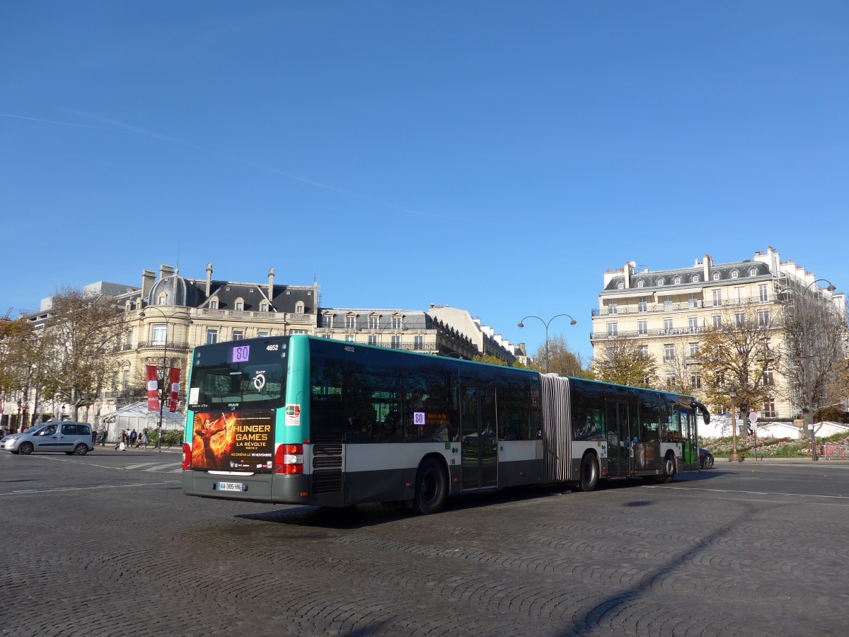(166'654) - RATP Paris - Nr. 4652/AA 385 HN - MAN am 15. November 2015 in Paris, Champs-Elys�es