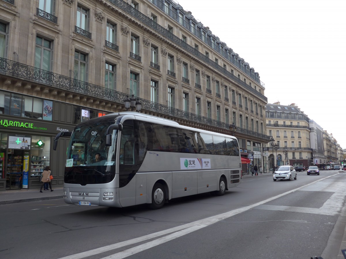 (166'878) - M.C.S., Nanterre - CS 894 RV - MAN am 16. November 2015 in Paris, Op�ra