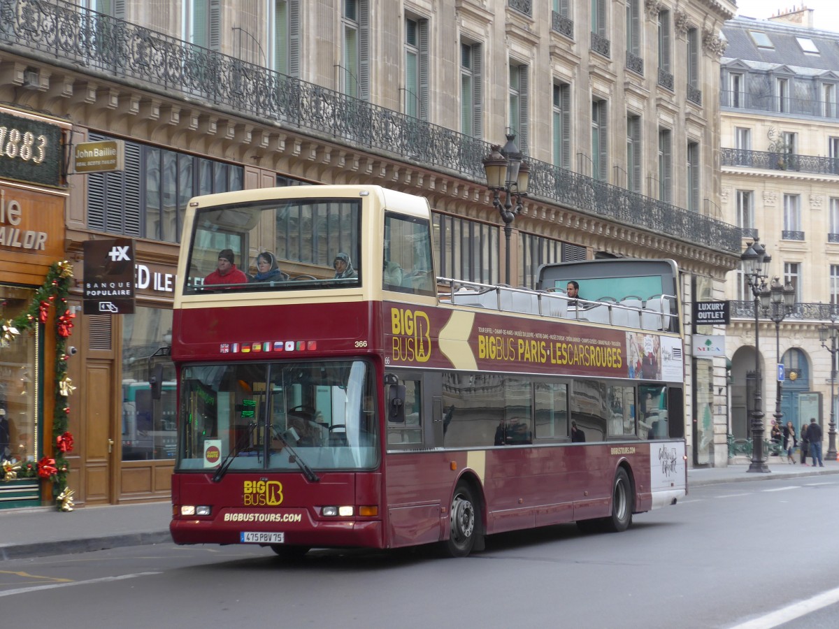 (166'889) - Big Bus, Paris - Nr. 366/475 PBV 75 - Volvo am 16. November 2015 in Paris, Op�ra