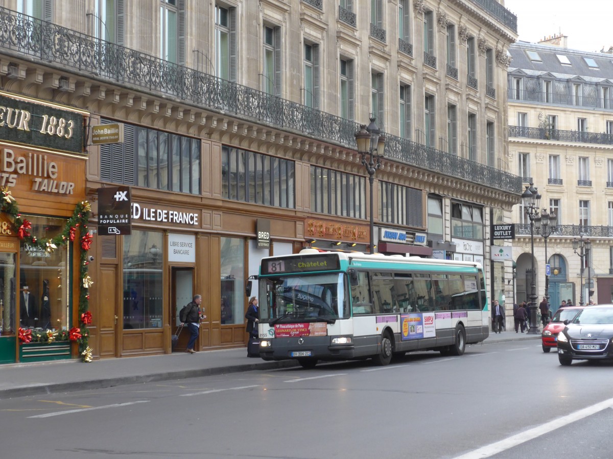 (166'890) - RATP Paris - Nr. 8155/BV 394 ZC - Irisbus am 16. November 2015 in Paris, Op�ra