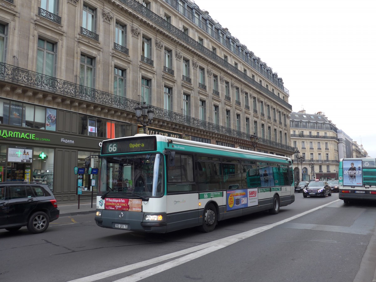 (166'910) - RATP Paris - Nr. 8424/990 QFB 75 - Irisbus am 16. November 2015 in Paris, Op�ra