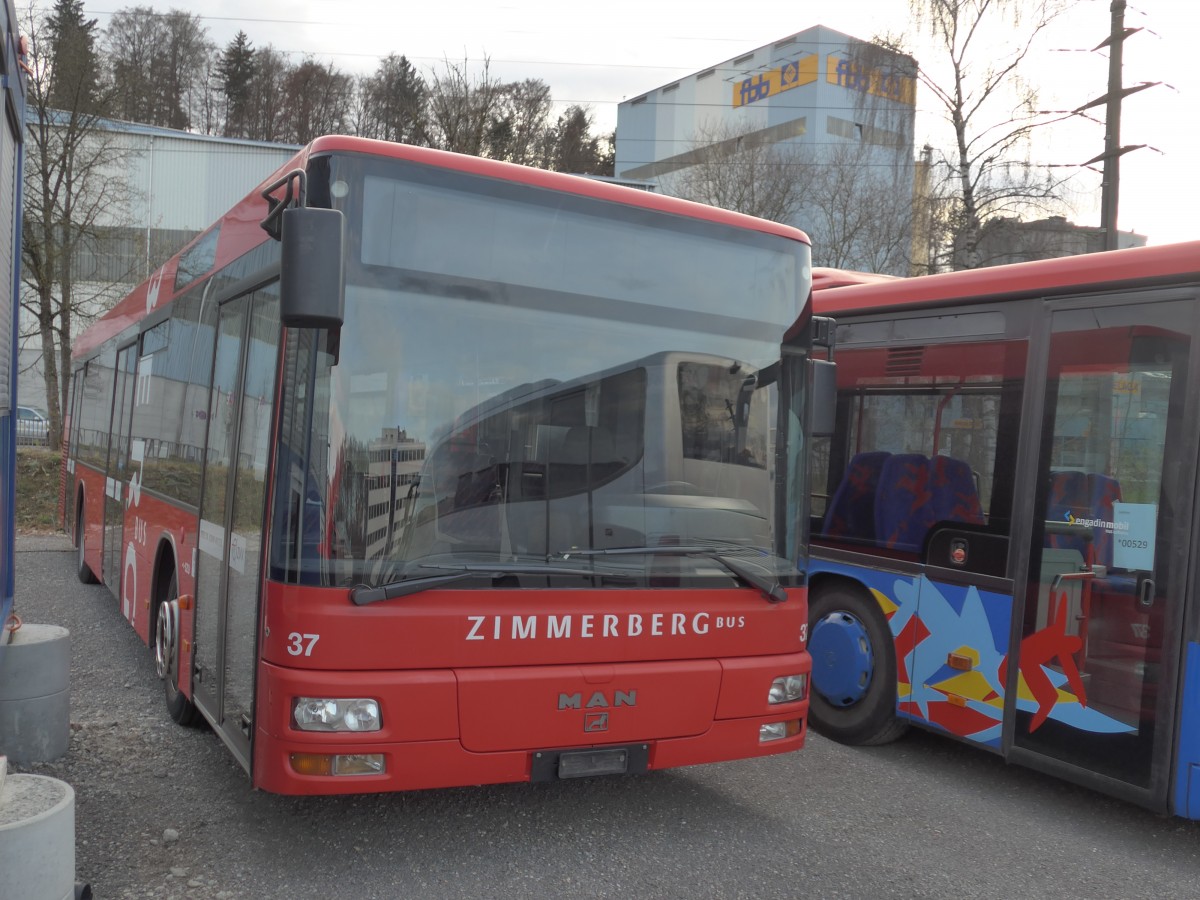 (167'436) - AHW Horgen - Nr. 37 - MAN (ex VZO Gr�ningen Nr. 37) am 19. November 2015 in Kloten, EvoBus