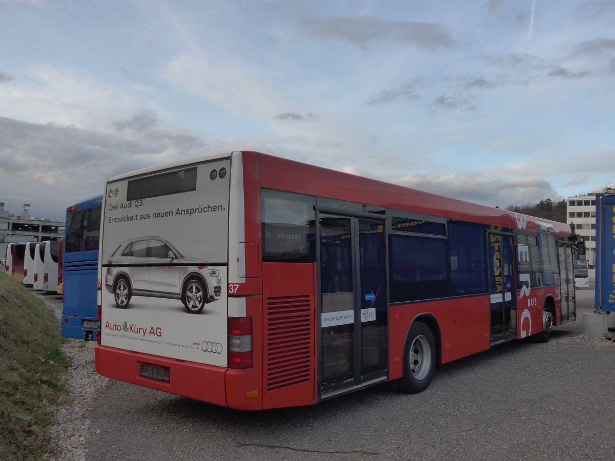 (167'438) - AHW Horgen - Nr. 37 - MAN (ex VZO Gr�ningen Nr. 37) am 19. November 2015 in Kloten, EvoBus