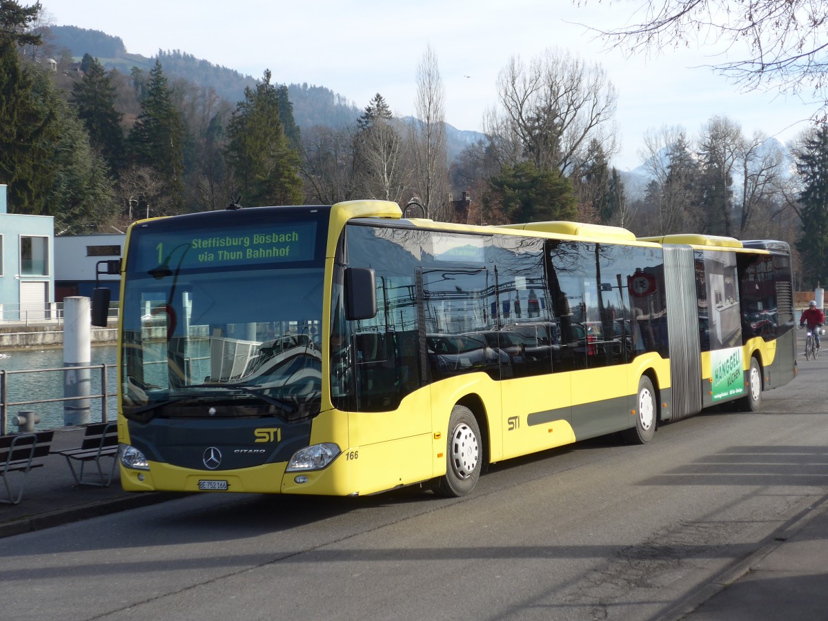(167'729) - STI Thun - Nr. 166/BE 752'166 - Mercedes am 11. Dezember 2015 bei der Schiffl�ndte Thun