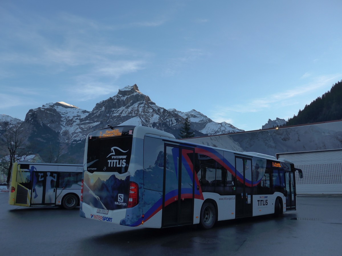 (167'887) - EAB Engelberg - Nr. 5/OW 10'241 - Mercedes (ex VZO Gr�ningen; ex Vorf�hrfahrzeug) am 25. Dezember 2015 in Engelberg, Titlisbahnen