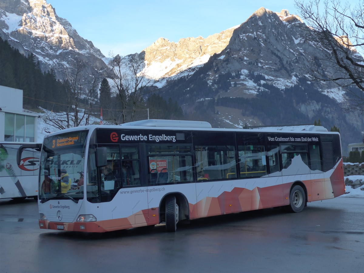 (167'895) - EAB Engelberg - Nr. 8/OW 22'333 - Mercedes (ex Ming, Sils-Maria; ex Vorf�hrwagen EvoBus, D-Mannheim) am 25. Dezember 2015 in Engelberg, Titlisbahnen