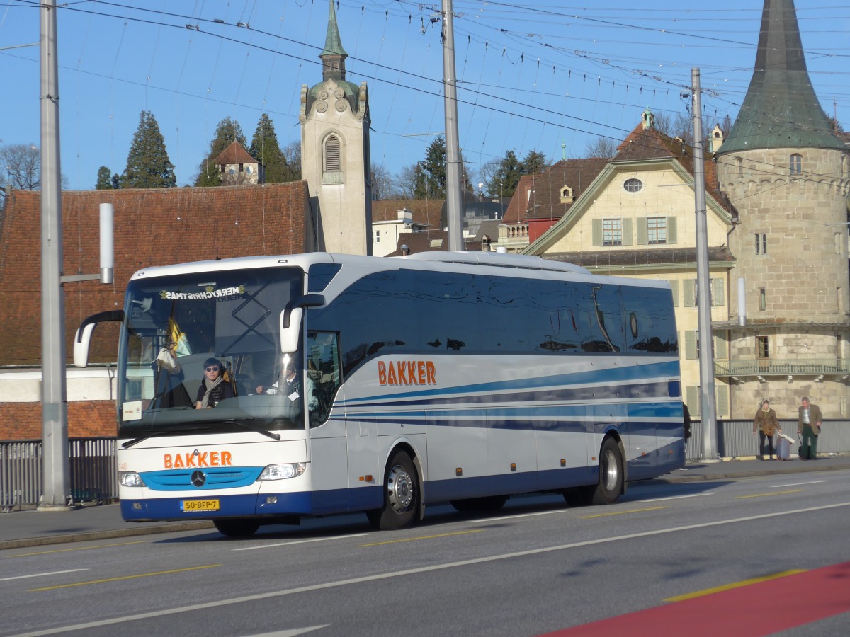(167'918) - Aus Holland: Bakker, Wormerveer - 50-BFP-7 - Mercedes am 25. Dezember 2015 in Luzern, Bahnhofbr�cke