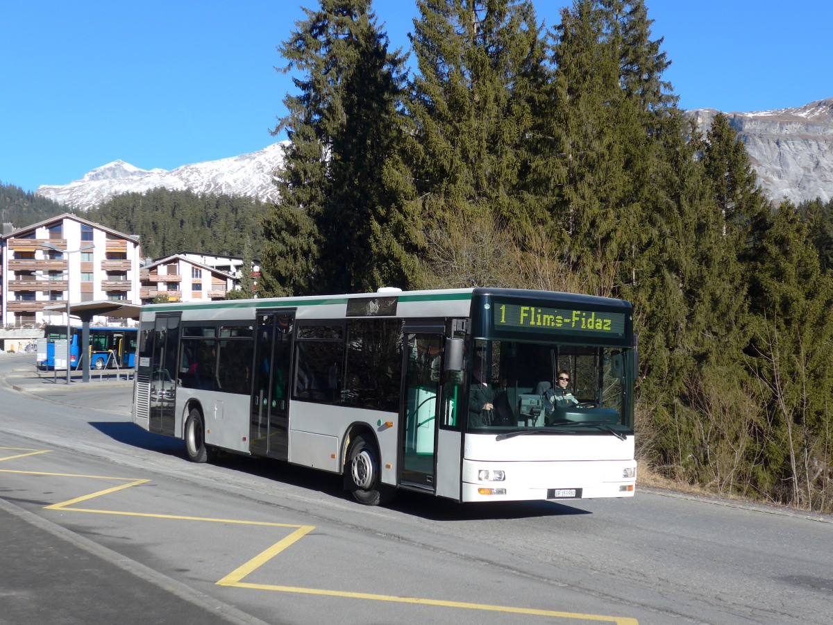 (167'976) - Stuppan, Flims - GR 153'980 - MAN (ex TN Neuch�tel Nr. 226) am 26. Dezember 2015 in Laax, Bergbahnen