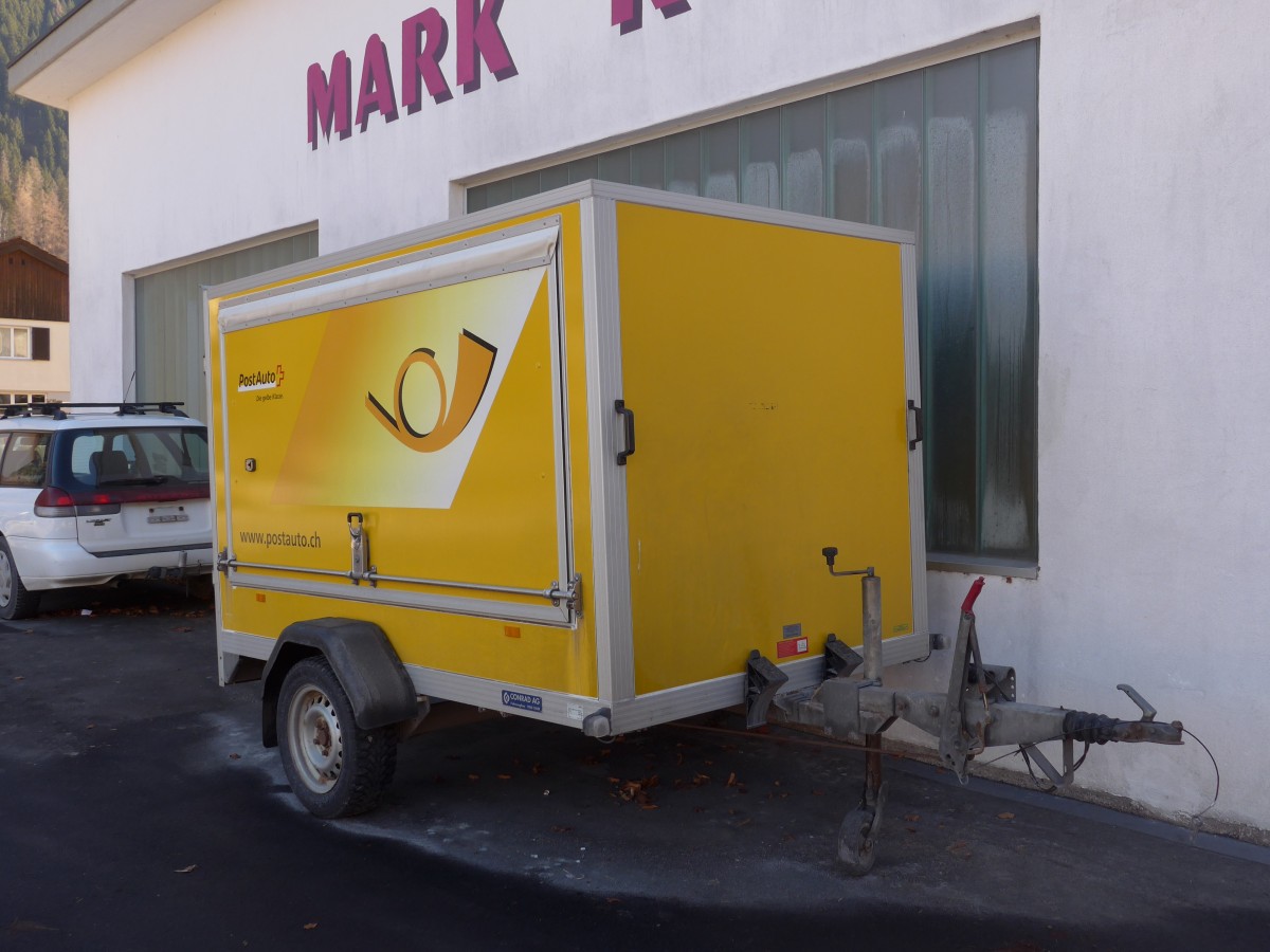 (168'083) - PostAuto Graub�nden - GR 143'013 - Conrad Gep�ckanh�nger am 29. Dezember 2015 in Andeer, Garage Mark