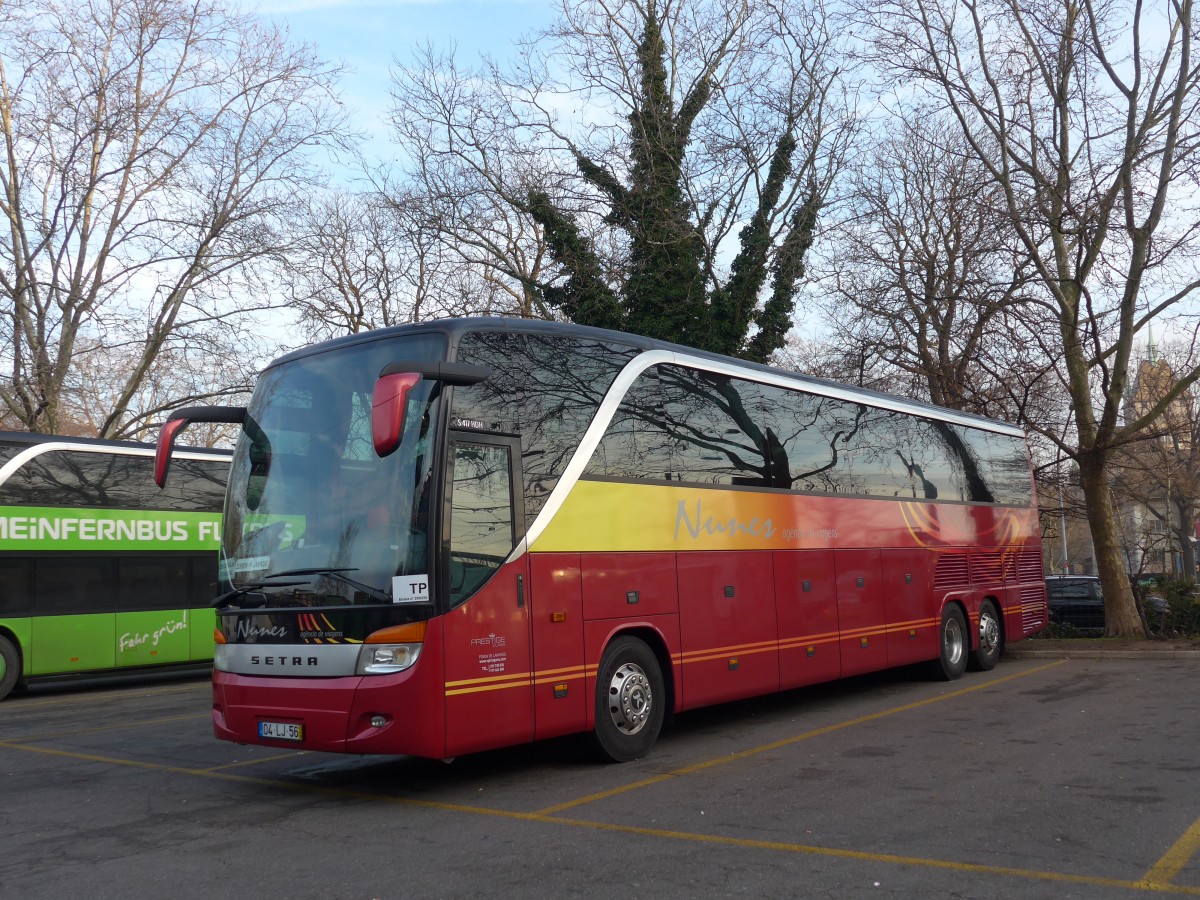 (168'110) - Aus Portugal: Nunes, P�voa de Lanhoso - Nr. 53/04-LJ-56 - Setra am 29. Dezember 2015 in Z�rich, Sihlquai