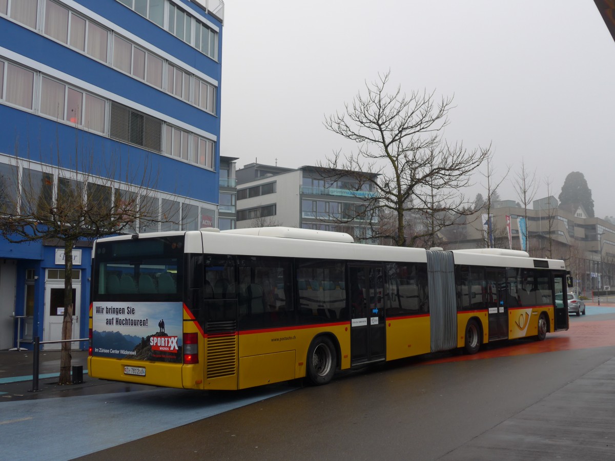 (168'170) - PostAuto Z�rich - Nr. 165/ZH 781'200 - MAN am 1. Januar 2016 beim Bahnhof Horgen