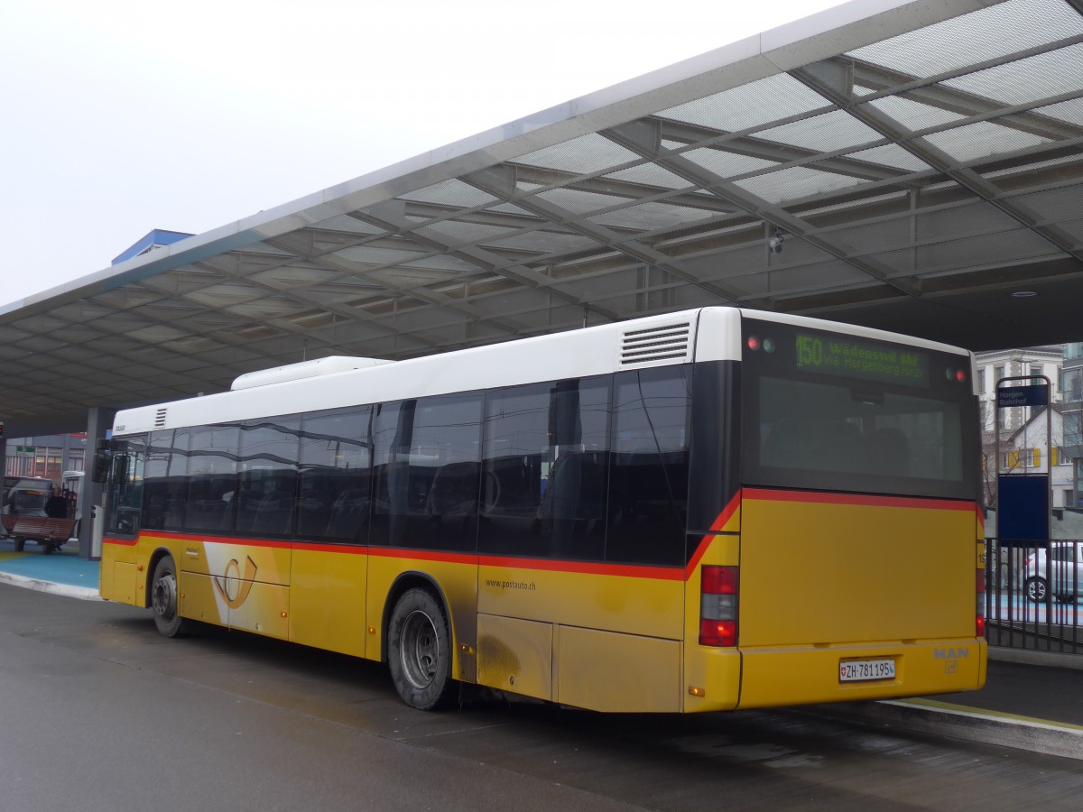(168'189) - PostAuto Z�rich - Nr. 193/ZH 781'195 - MAN (ex Nr. 38) am 1. Januar 2016 beim Bahnhof Horgen