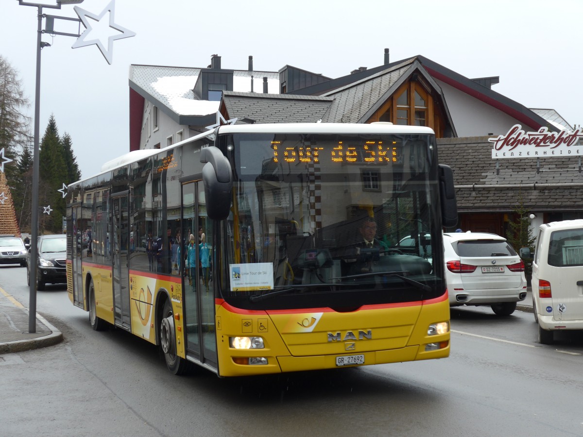 (168'256) - D�nser, Trimmis - GR 27'692 - MAN am 2. Januar 2016 in Lenzerheide, Post