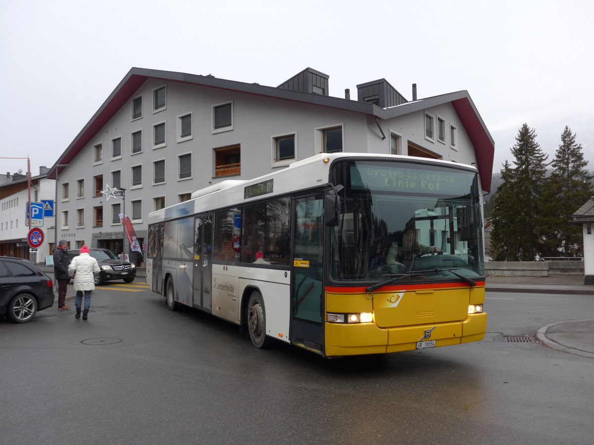 (168'272) - Bossi&Hemmi, Tiefencastel - GR 76'554 - Volvo/Hess (ex D�nser, Trimmis; ex PostAuto Graub�nden; ex P 25'676) am 2. Januar 2016 in Lenzerheide, Post