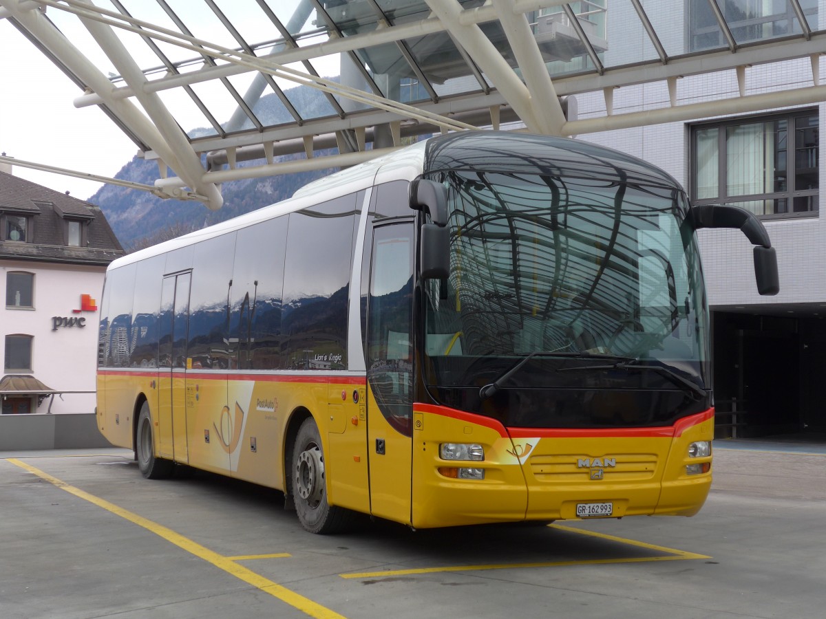 (168'291) - PostAuto Graub�nden - GR 162'993 - MAN am 2. Januar 2016 in Chur, Postautostation