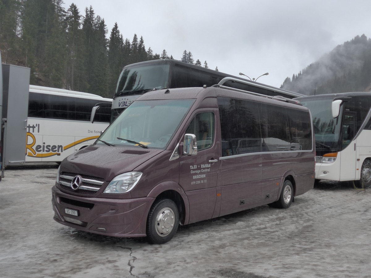 (168'342) - Garage Central, Gr�chen - VS 299 - Mercedes am 9. Januar 2016 in Adelboden, ASB