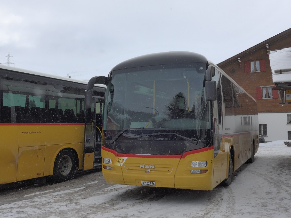 (168'500) - PostAuto Graub�nden - GR 162'976 - MAN am 23. Januar 2016 in Bivio, Post