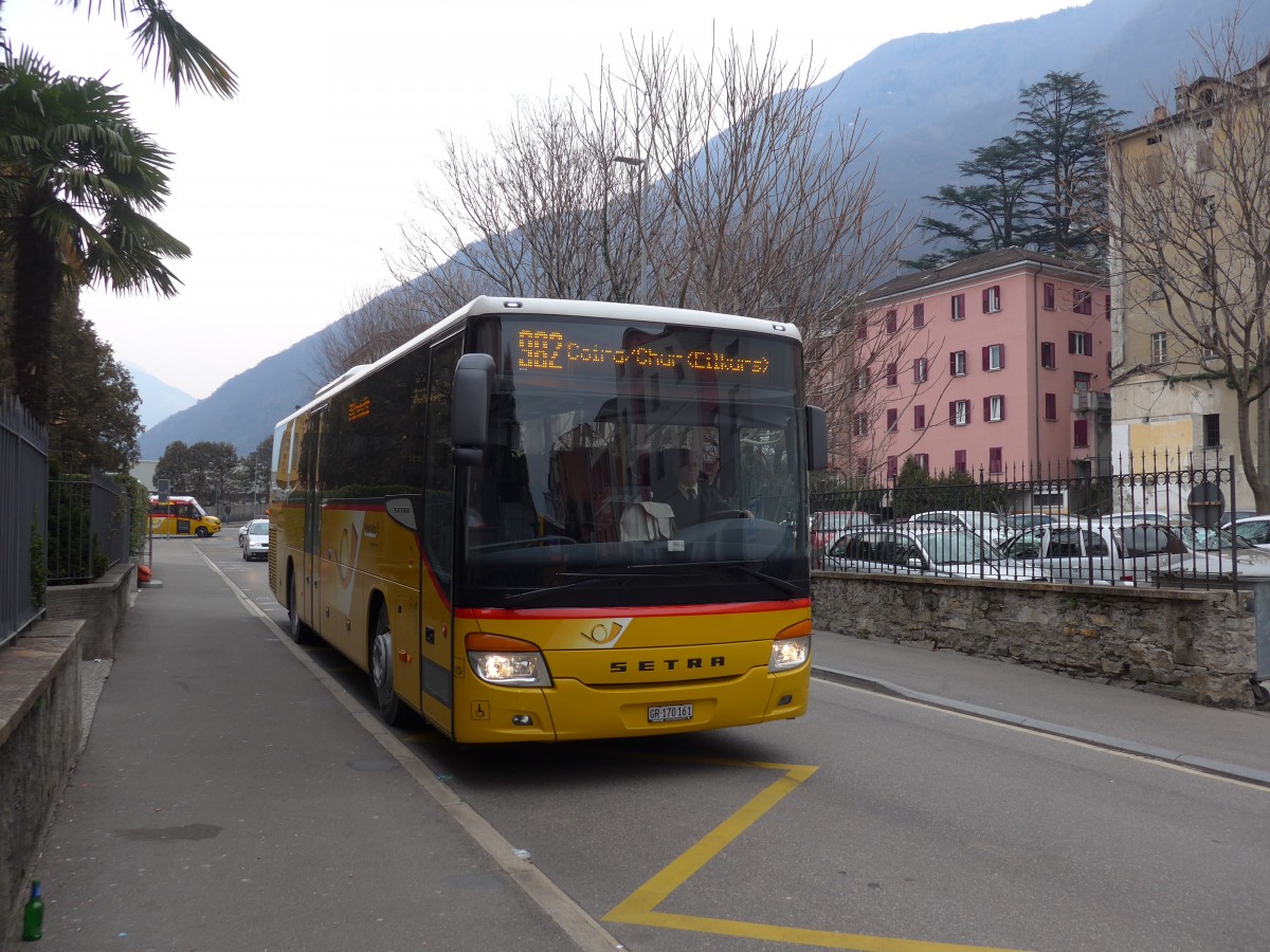 (168'653) - PostAuto Graub�nden - GR 170'161 - Setra am 6. Februar 2016 in Bellinzona, Fermata provvisoria