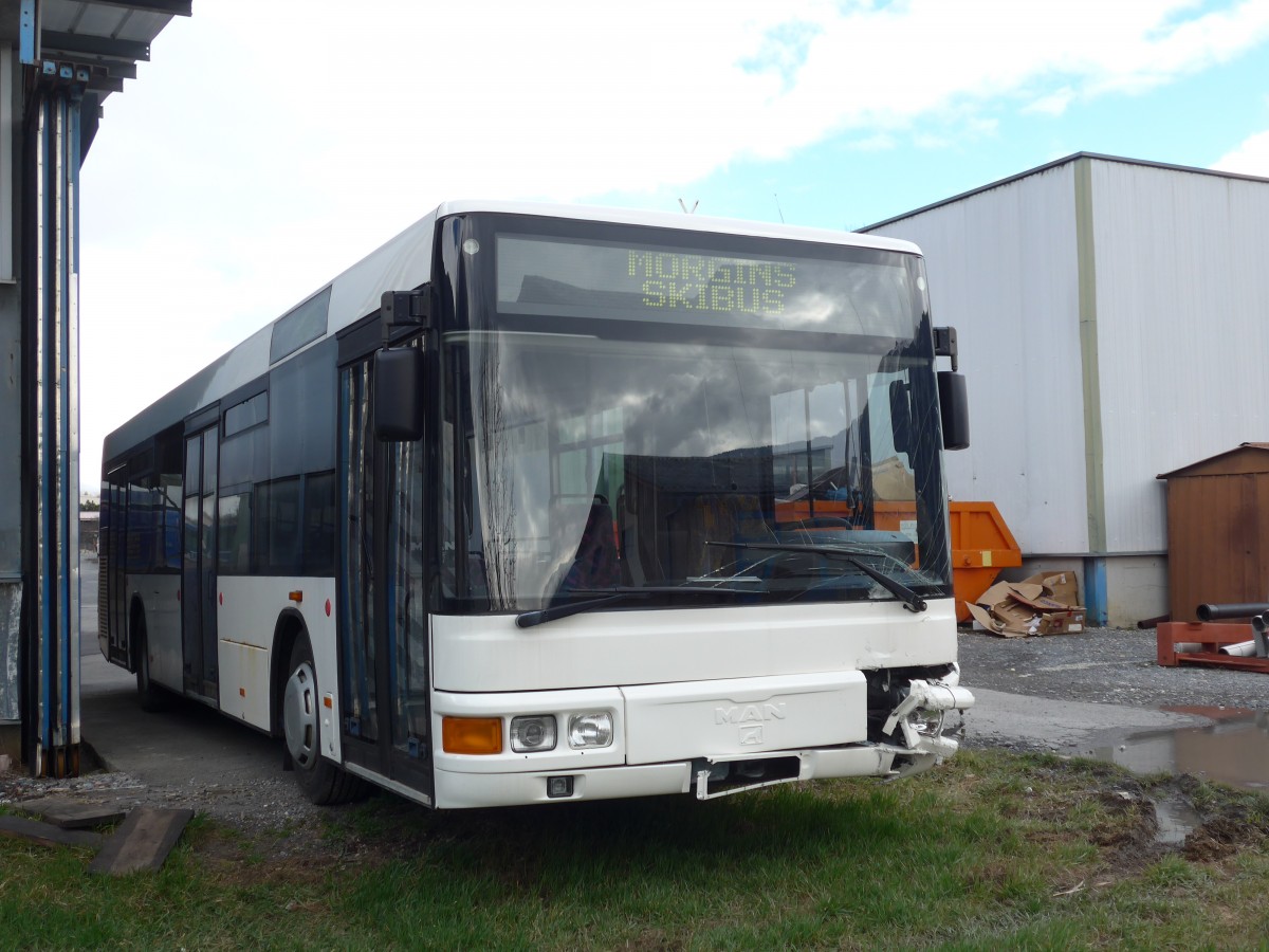 (169'045) - Buchard, Leytron - MAN am 6. M�rz 2016 in Leytron, Garage