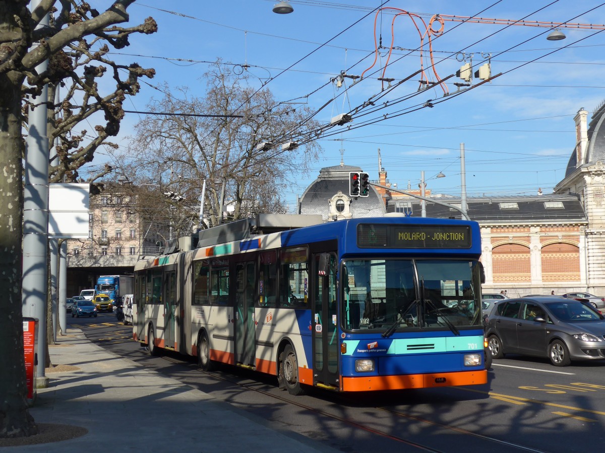 (169'079) - TPG Gen�ve - Nr. 701 - NAW/Hess Gelenktrolleybus am 7. M�rz 2016 in Gen�ve, Place des Vingt-Deux-Cantons