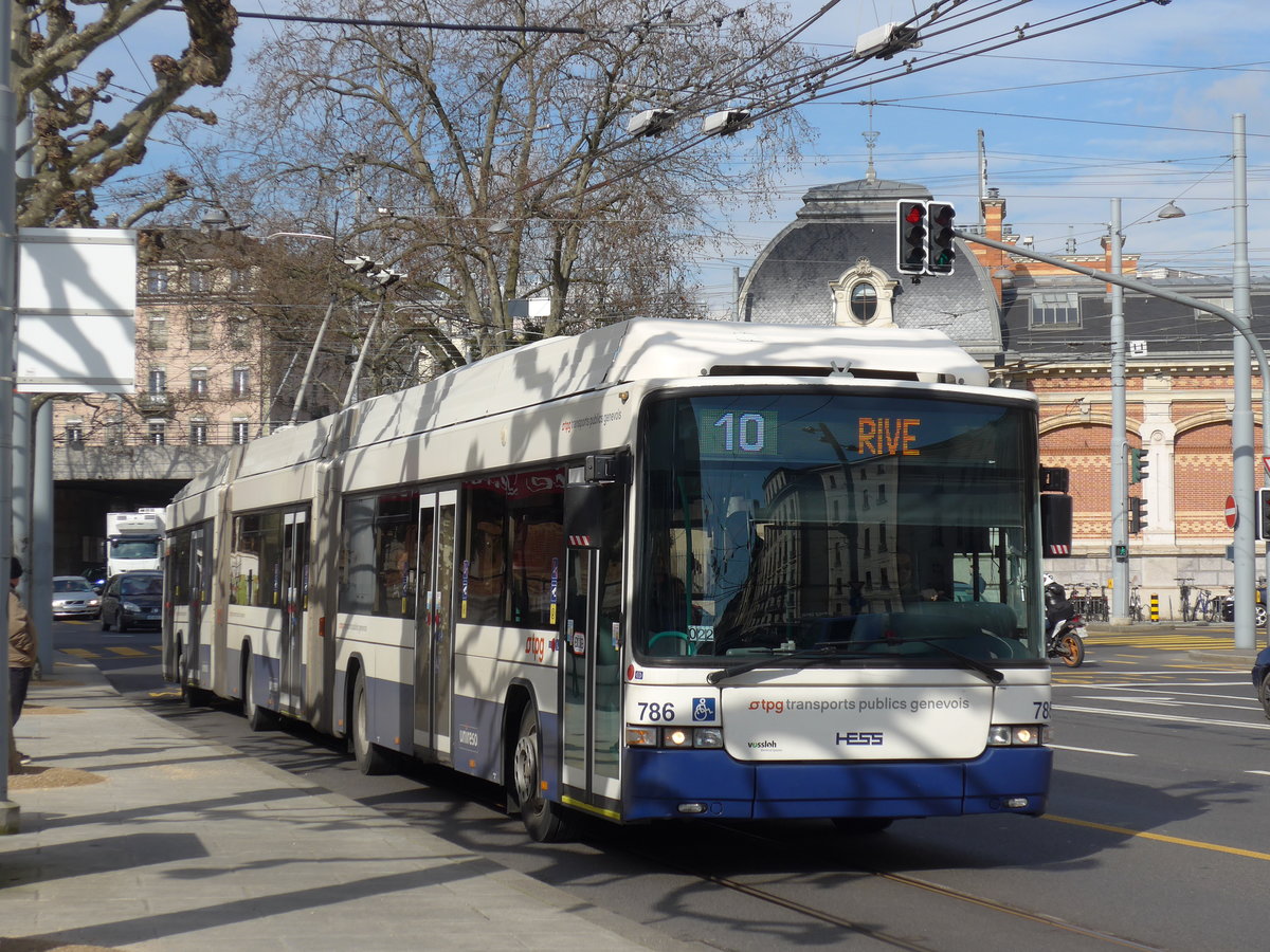 (169'119) - TPG Gen�ve - Nr. 786 - Hess/Hess Doppelgelenktrolleybus am 7. M�rz 2016 in Gen�ve, Place des Vingt-Deux-Cantons