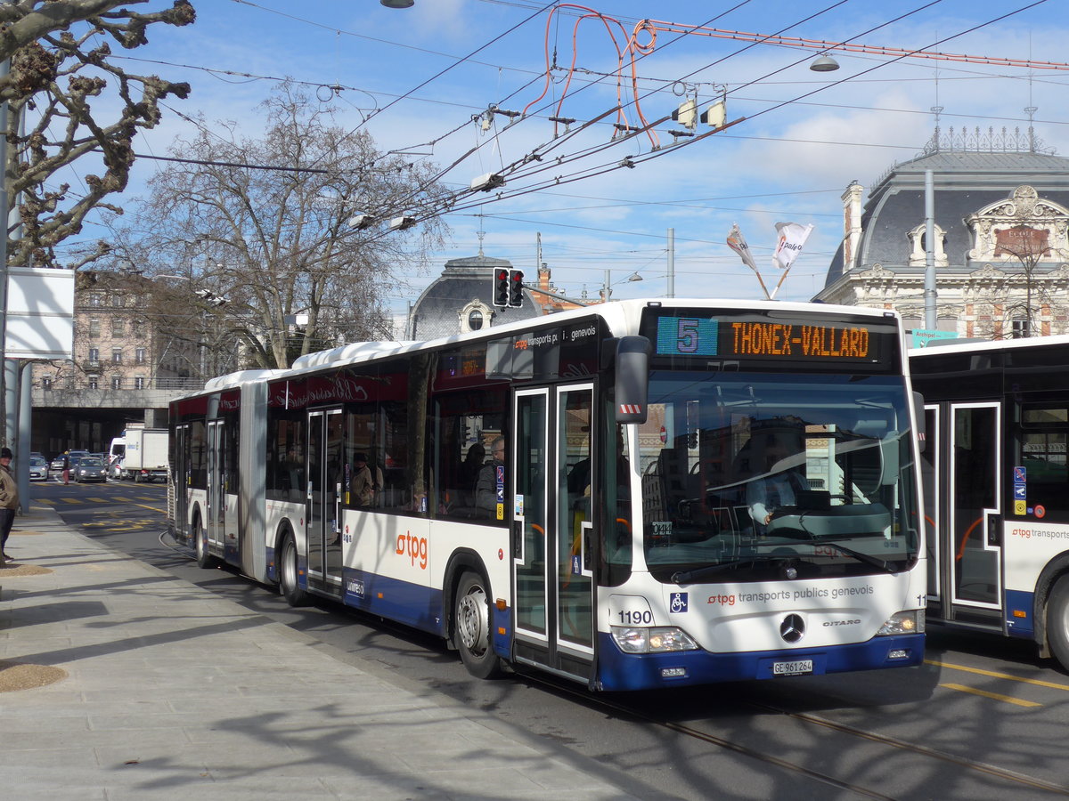 (169'122) - TPG Gen�ve - Nr. 1190/GE 961'264 - Mercedes am 7. M�rz 2016 in Gen�ve, Place des Vingt-Deux-Cantons