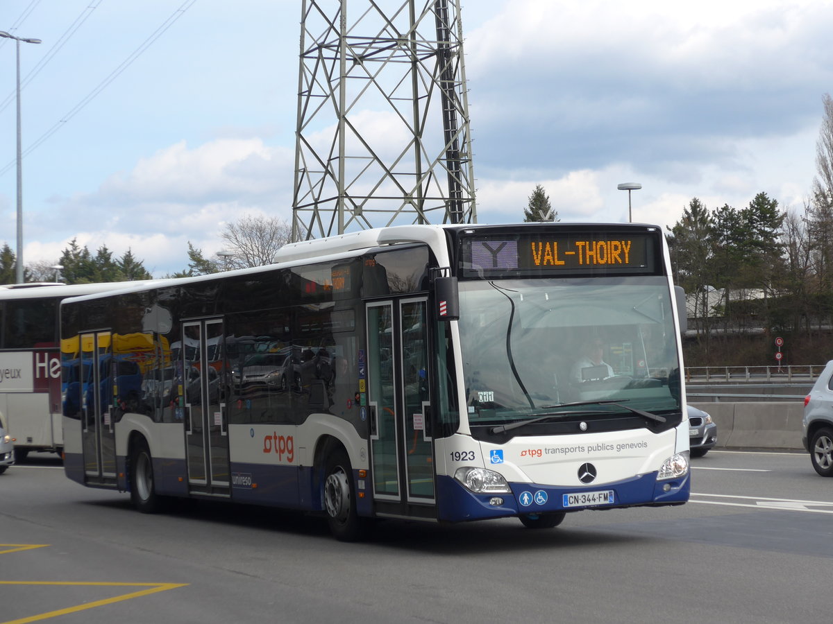 (169'208) - Aus Frankreich: RDTA Bourg-en-Bresse - Nr. 1923/CN 344 FM - Mercedes am 7. M�rz 2016 in Gen�ve, A�roport