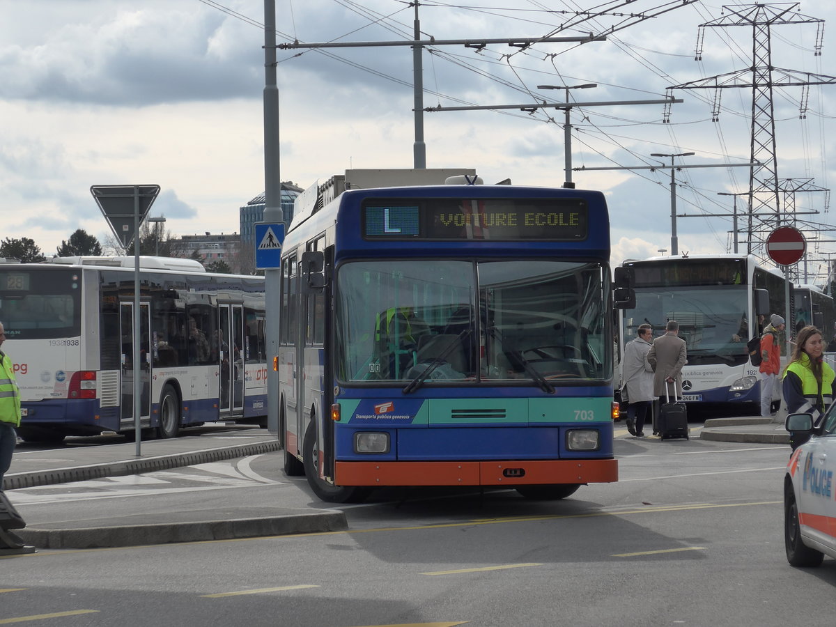 (169'210) - TPG Gen�ve - Nr. 703 - NAW/Hess Gelenktrolleybus am 7. M�rz 2016 in Gen�ve, A�roport