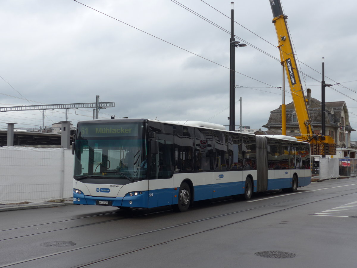 (169'995) - VBZ Z�rich - Nr. 529/ZH 730'529 - Neoplan am 14. April 2016 beim Bahnhof Z�rich-Oerlikon
