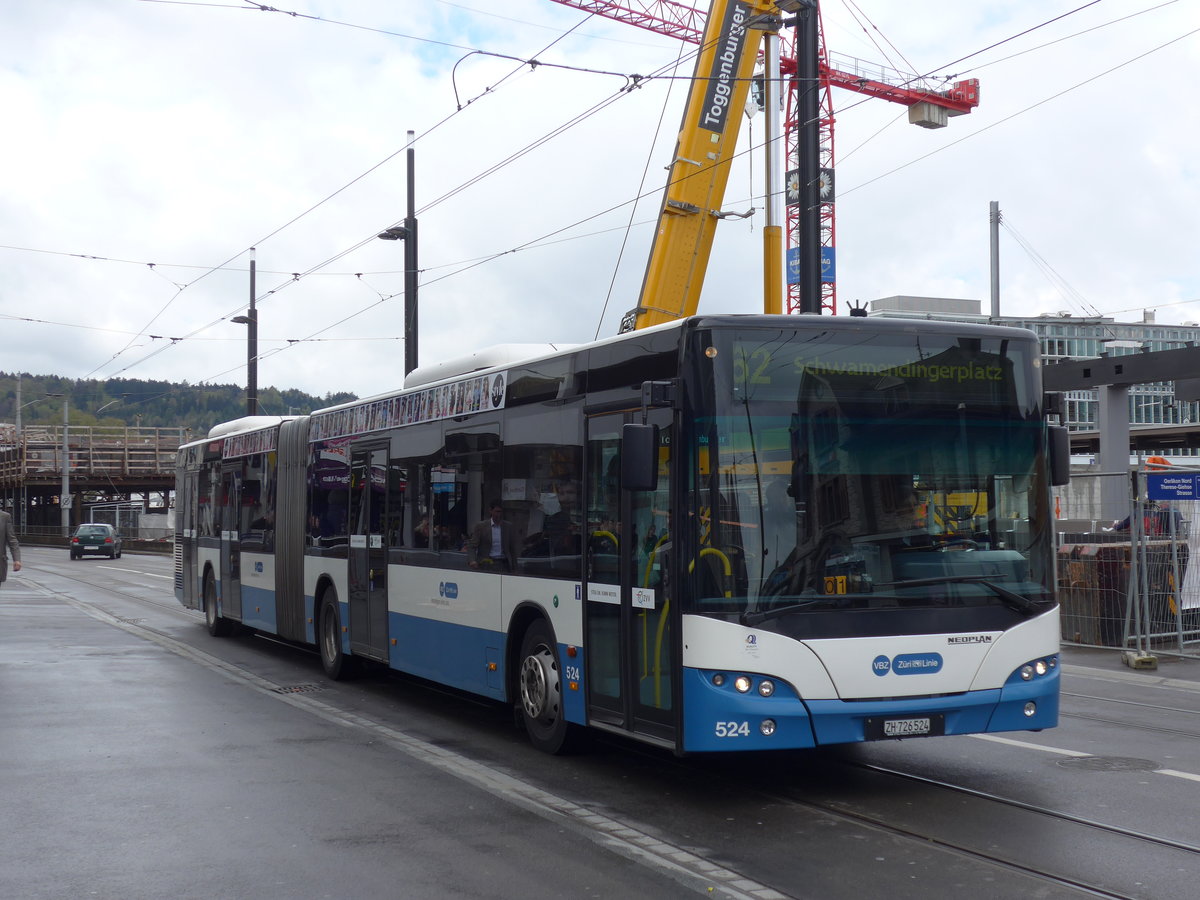 (169'998) - VBZ Z�rich - Nr. 528/ZH 726'528 - Neoplan am 14. April 2016 beim Bahnhof Z�rich-Oerlikon